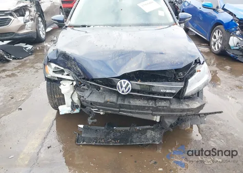 2014 Volkswagen Jetta Hybrid Sel from USA, damaged, VIN 3VW637AJ8EM215855